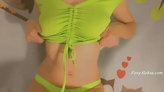 Minyon bebek için ilk oyuncu seçmeleri. Home Studio' da. Bana göğüslerini ve amcığını göster.