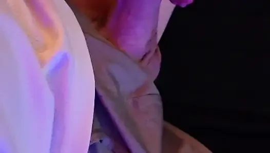 Melove seksi ayaklardan ayakla muamele