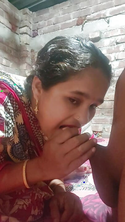 Tight Bhabhi in Saree Hard by Devar in Hindi