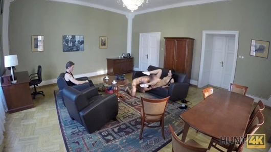 Hunt4k. esmer colleen yüzük için nakit ihtiyacı ve tatmin