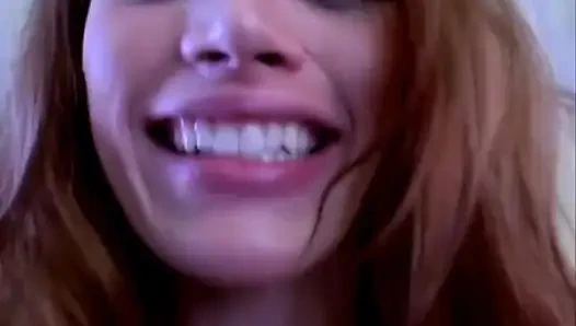 Büyük Memeli Sıska Aldatan Dağınık Nostaljik