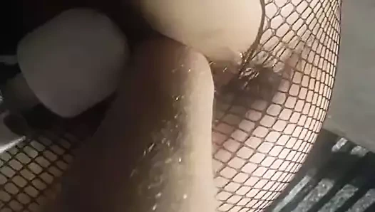 Bilek derin içinde o kedi gidiyor