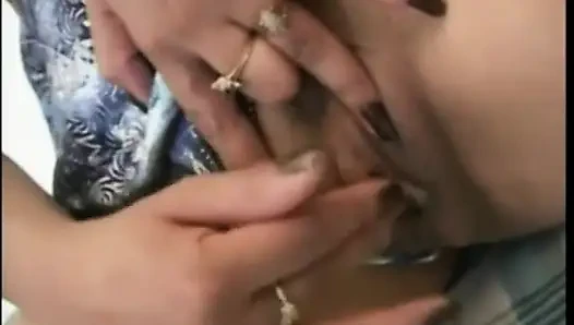 Esmer güzel ateşli uzun sikiş