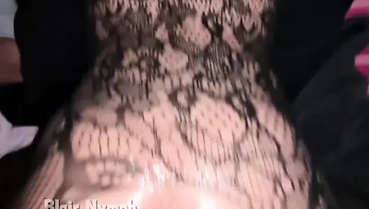 Bu yumruk sokma ve yarak seansı çılgıncaydı