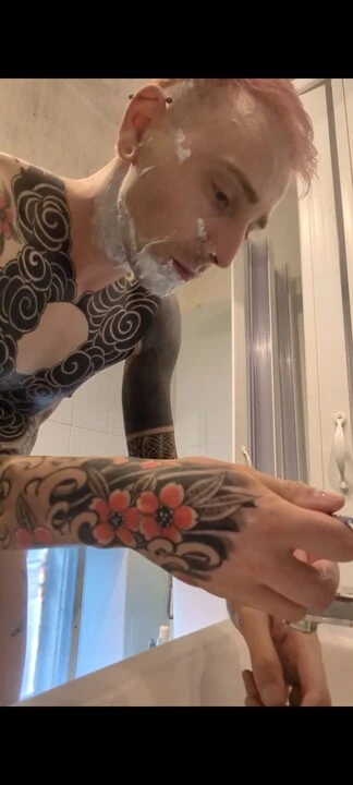 Shaved Like a Slave - Forced to Obey in the Cage