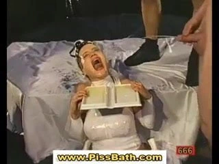 ona daha fazla işemeye devam edebilirim