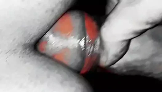 Karanlık odada büyük çük ile pervet domuz tarafından becerdin