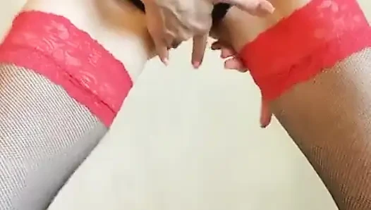 Toystest model striptiz sahnesi2, iç çamaşırı fetişi