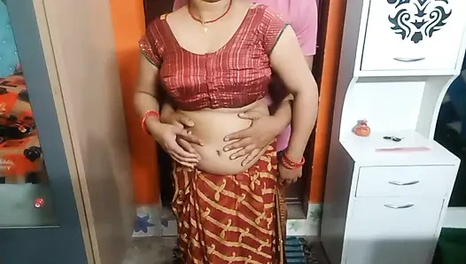 Sevimli yenge güzel yarağımı emiyor.