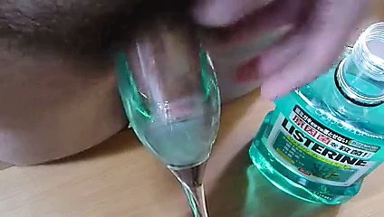 Horoz cumshot ile listerine taze nane gargara batırılmış