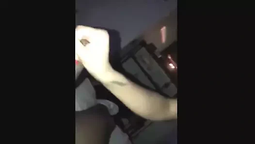 Olgun ev kadınları erkekleri şımartıyor – üvey anne yalıyor