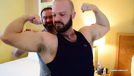 Muscle ibadet ayılar barebacking