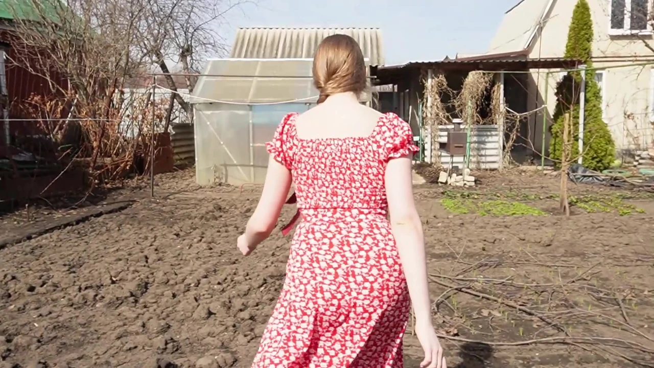 शहर से आया और एक सामूहिक किसान को चोदा