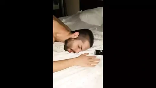 Bulgar eyersiz kıllı zergo ile seks!