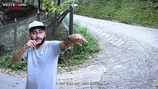 Valentina Tejada aldı ve sikişiyor