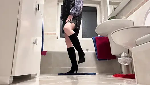 Boşalıyor im wetlook vücut ve yüksek topuklu ayakkabılar