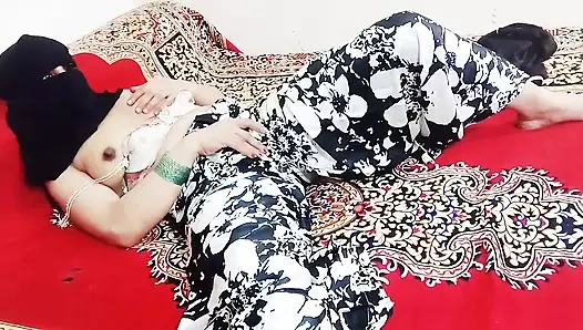 Ateşli arap evli kadın büyük Hintli şişman yarağınla beni sert sik diyor, gerçek amatör hardsex'e ihtiyacım var