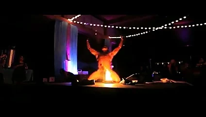 Pavarotti penis sanat performansı 01