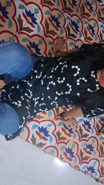 Gerçek orgazm seks videosu, desi köylü kız sıkı amcık, üvey erkek kardeş ve üvey kız kardeş Hintli köylü seks videosu