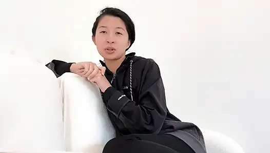 Asyalı ev sahipesi cfnm