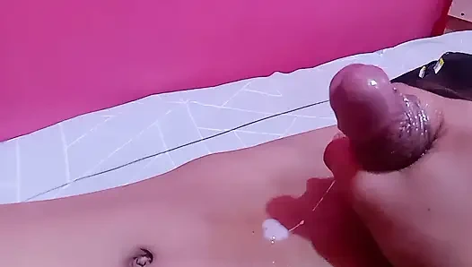 Yalnızken mastürbasyon yapıyor