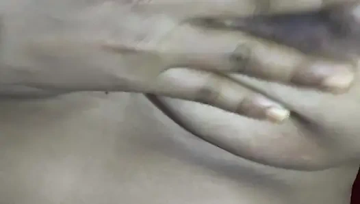 Yeni seks videosu parmak ve süt parmak diye seks