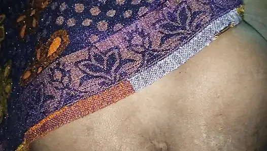 Sister-in-law took my penis in her pussy with great love.