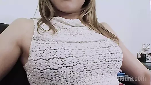 Kızıl saçlı hasta doktorun ofisinde mastürbasyon yapıyor