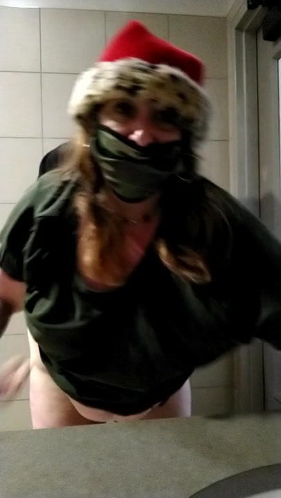 Bbw milf sürtük erken Noel hediyesi alır - alışveriş merkezinde bbc fuck