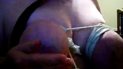 Başka bir yalnız çiftlik karısı