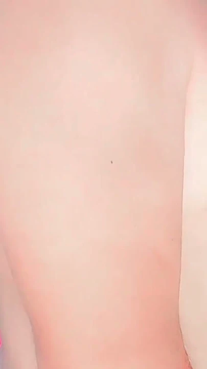 Elsiz boşalma seks bar kızı sevimli genç sürtük ladyboy fileli ve kısa mini etekli götü | Klip 2