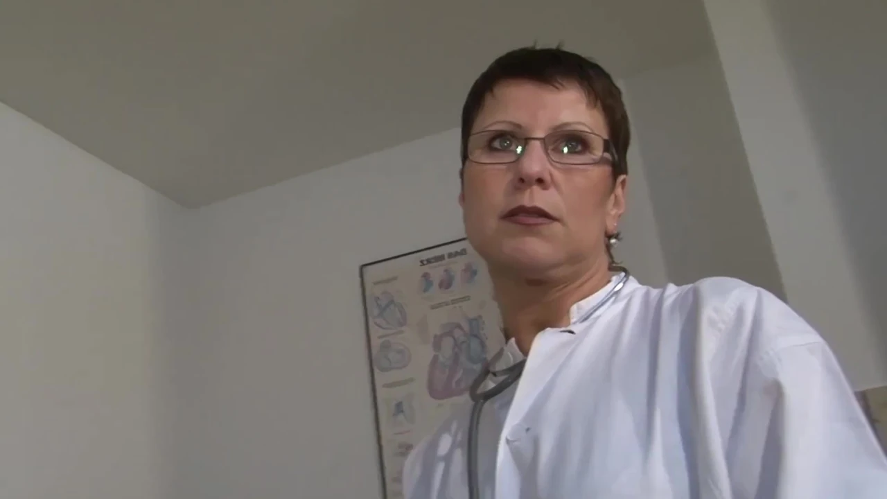 स्त्री रोग विशेषज्ञ के पास हस्तमैथुन