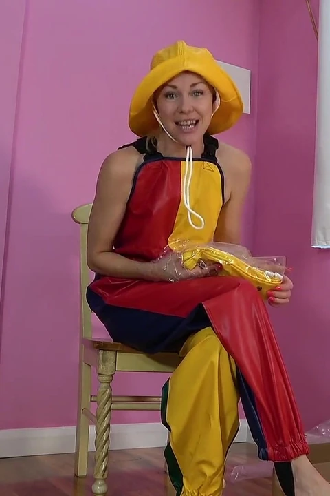 FarmerRain Rainwear Рассобок - Vinyl Pinafores, Southwest, Mittens и мокрая фантазия