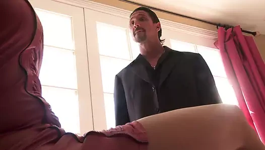 Büyük memeli azgın orta yaşlı seksi kadınlar, bridgette b ve dylan ryder ateşli iki kadın bir erkek üçlü grup seks