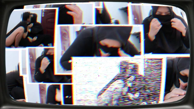 Asyalı peçeli kız komşus un yarağını emmek için elinden geleni yapıyor - minokiiko