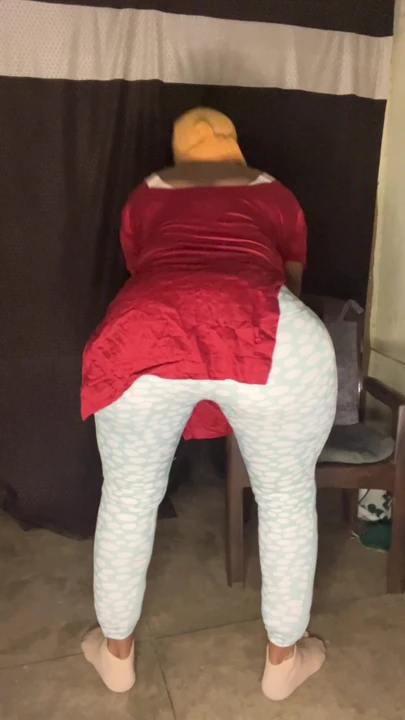 Saten ipek elbiseli takım elbiseli salwar ateşli travesti büyük memeler ve göğüsler | Klip 3