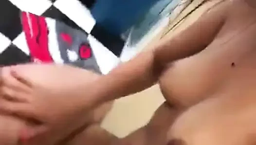 A puta do meu bairro