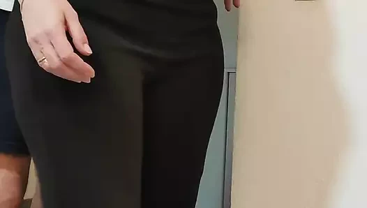 Demona eve geldiğinde kameranın kayıt yaptığını bilmiyordu. Bölüm I