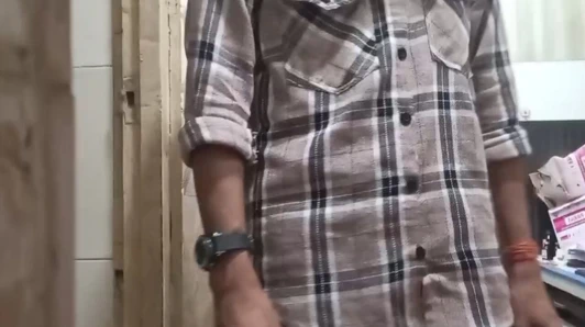 Solo marathi boy ne jerking  kiya