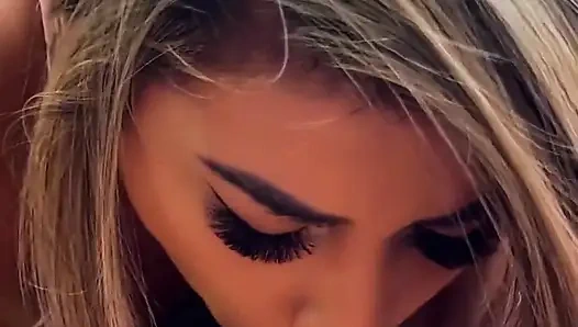 Azgın Latin Naty Delgado, Oda Arkadaşı Brian Evansx ile Sikişiyor