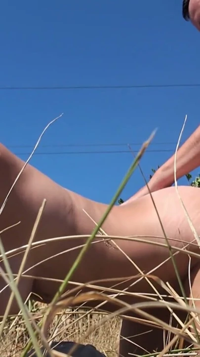 Couple fucks in the sunflower field | Clip 2