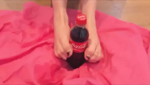 Yeni kola reklamım (ayak fetişi)