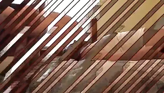 İri güzel kadın yüze oturma