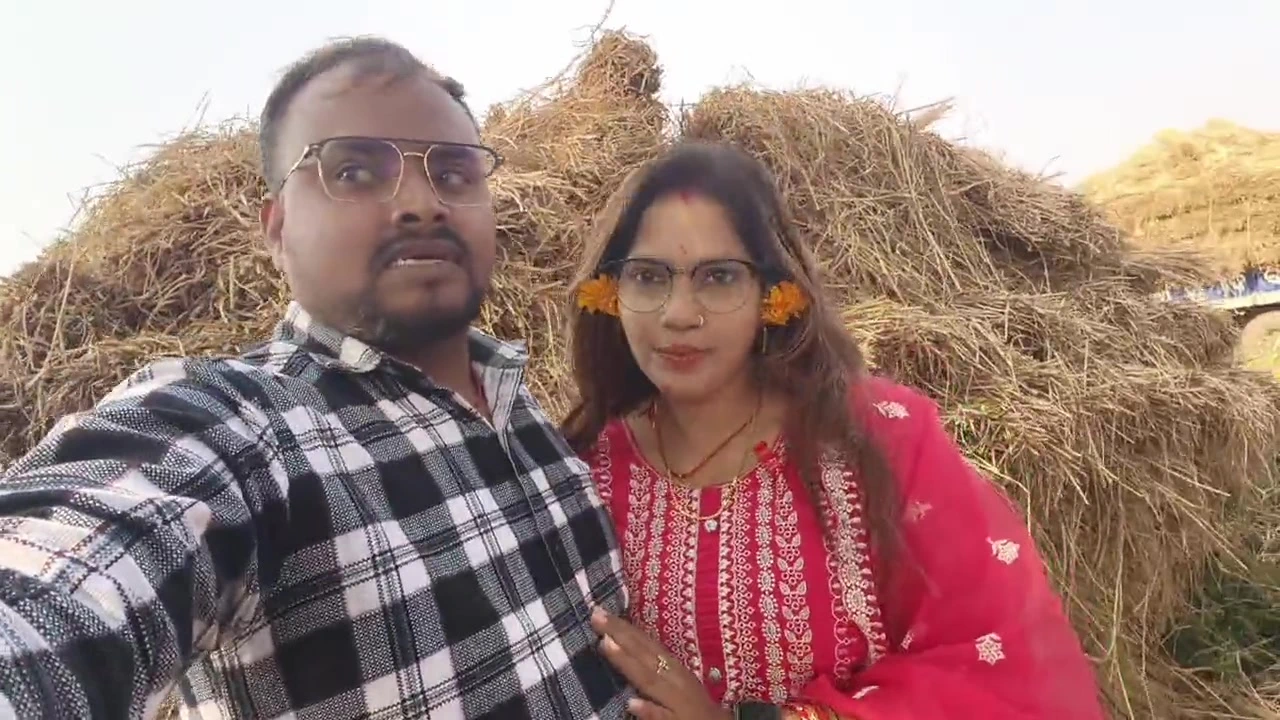 Mature indian wife blowjob kissing scenes and boobs press   outdoor