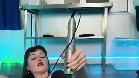 Vivienne l'amour - file çorapların içine boşalıyor