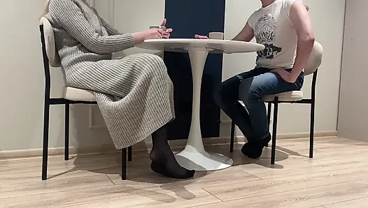 Olgun orta yaşlı seksi kadın damadını baştan çıkarıyor