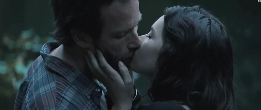 Felicity Jones - 2013'te nefes alın