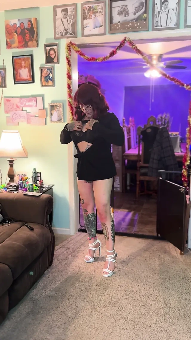 Korkak horoz fahişe chloelynn