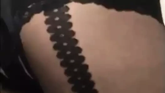 Latince siyah iç çamaşırı vücut çorabı külotlu çorap cum kıçına.