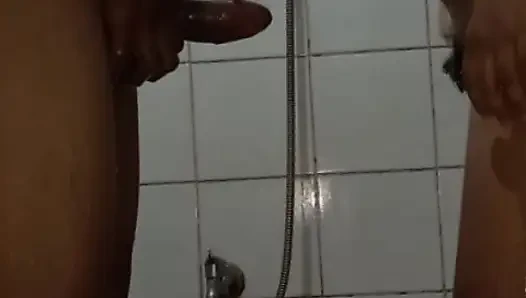 fubu bana iki kez boşalıyor